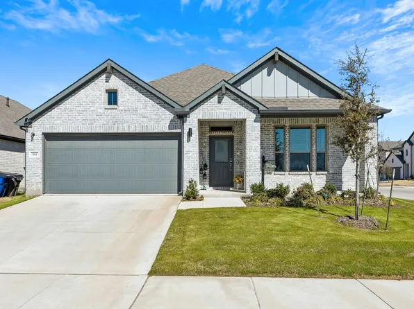 581 Chase Creek Dr, Lavon, TX 75166