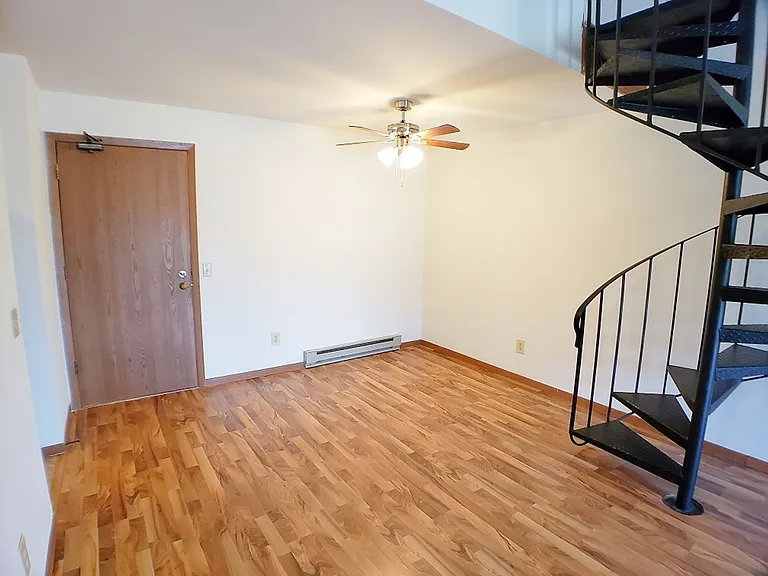 Orchard Village Apartments — Photo 120