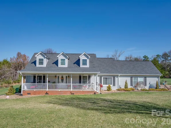 152 N Quail Run, Forest City, NC 28043