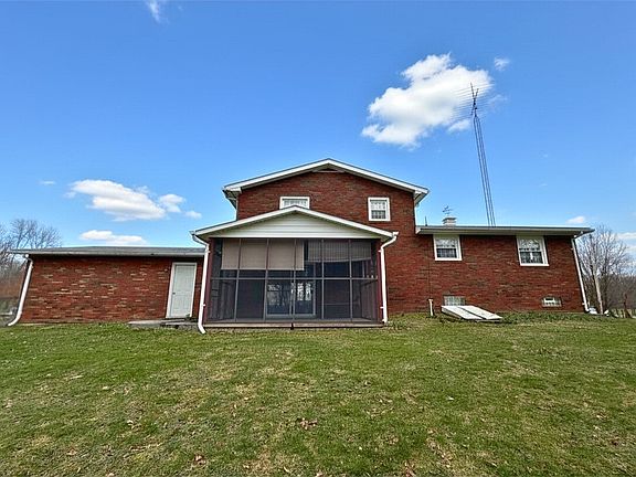 2nd image of 347 McClelland Rd