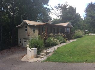 1034 Damron Rd, Estill Springs, TN 37330