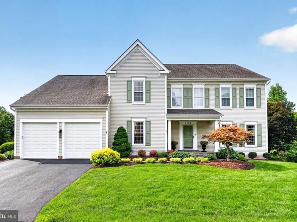 5126 Myrtle Leaf Dr, Fairfax, VA 22030