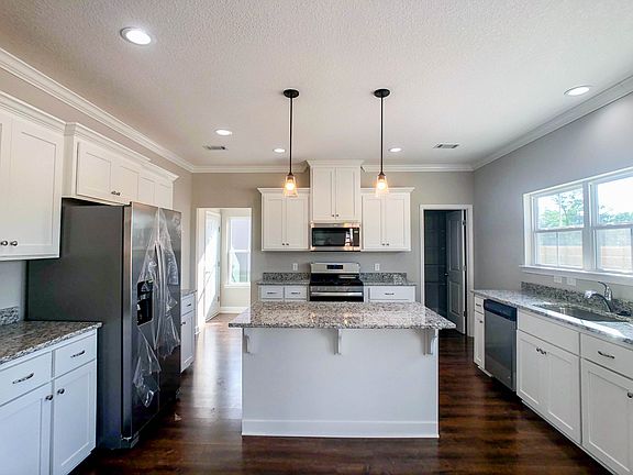 Monroe kitchen