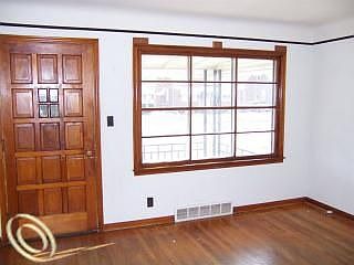 2nd image of 4208 Howard St