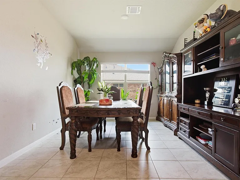 229 Cinnamon Loop — Photo 7