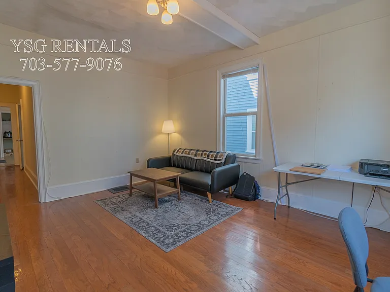 22 Suffolk St #1 — Photo 3
