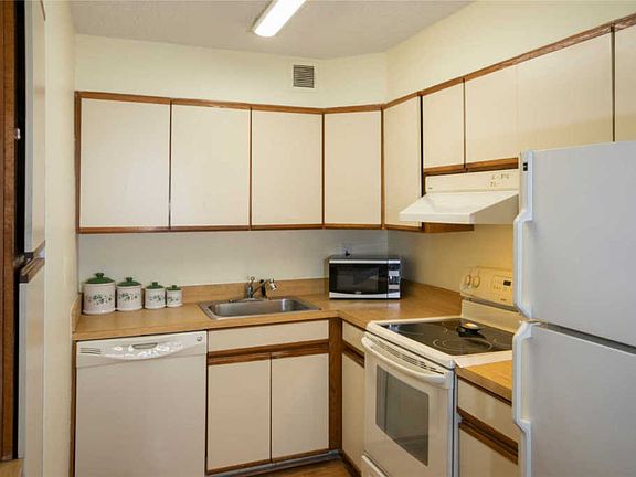 4th image of 16240 9th Ave APT 5D