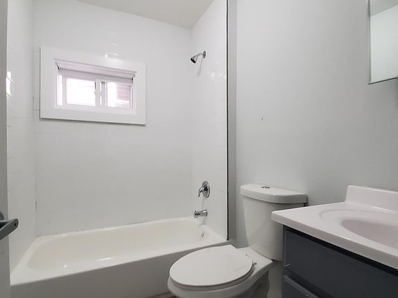 3rd image of 157 Virginia Ave #11Y