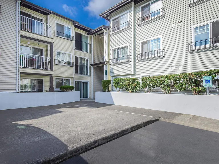 Park Place — Photo 17