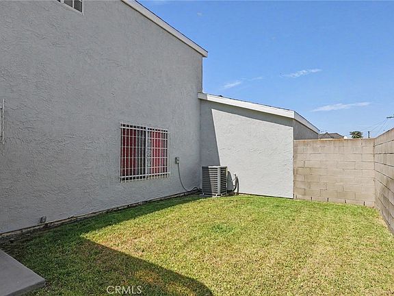 5th image of 8832 Prince Ave