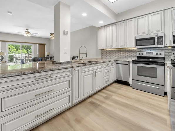 515 Topsl Beach Blvd APT 104, Miramar Beach, FL 32550