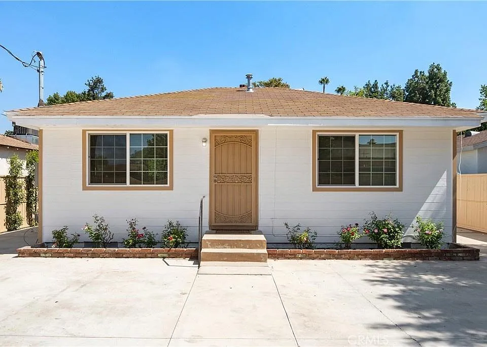 7310 Lindley Ave