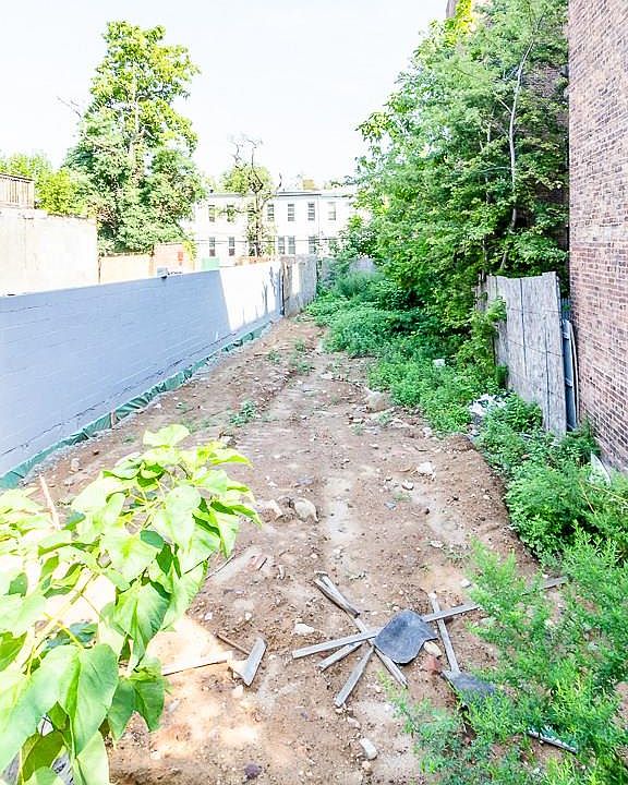 2nd image of 727 Lafayette Ave
