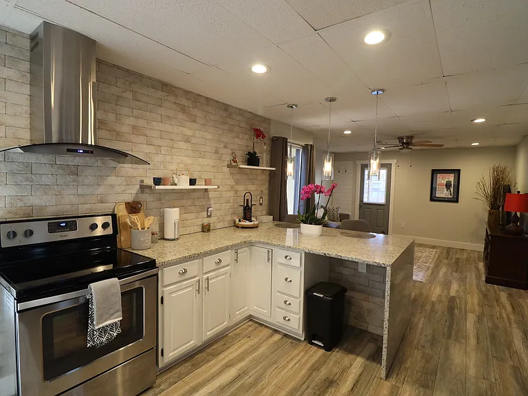 4792 Woodspring Dr NE — Photo 18