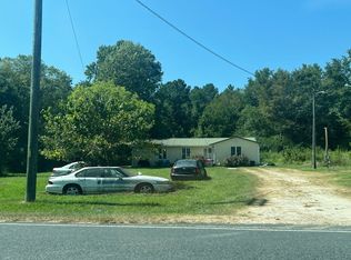 3536 Rich Walker Rd, Wade, NC 28395