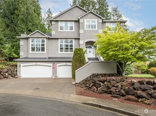 250 W Saint James Pl, Longview, WA 98632