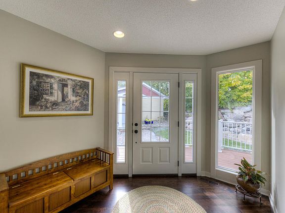 3rd image of 4350 Woodhill Dr