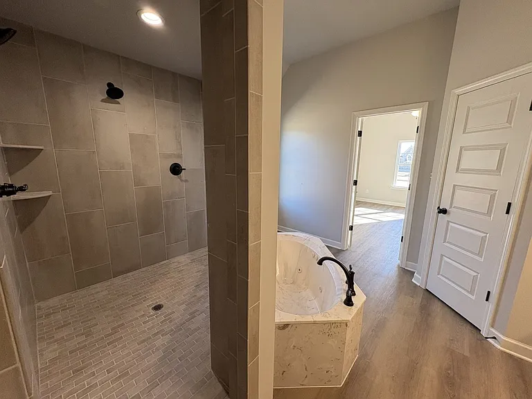 8712 Clark Ave — Photo 6
