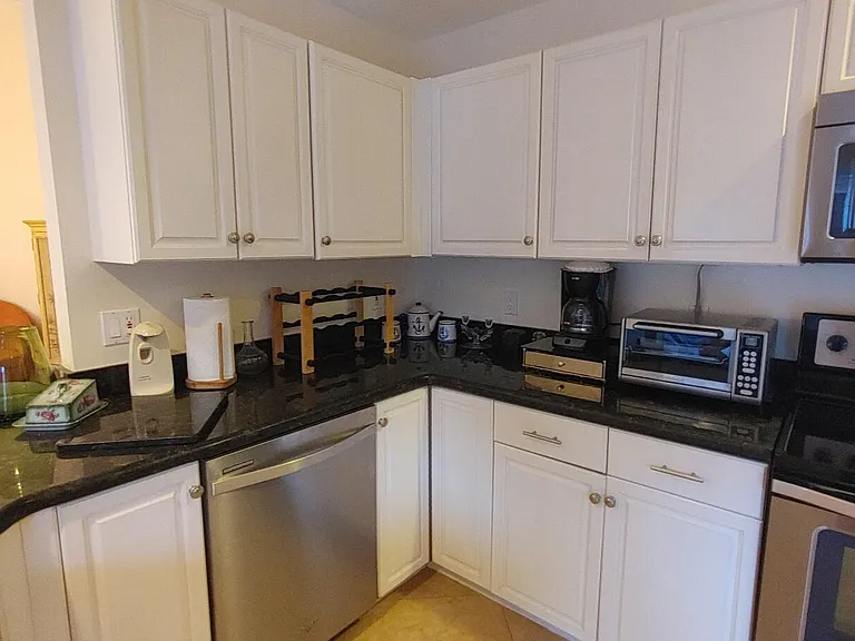 16461 Riverwind Dr — Photo 16