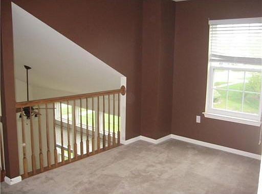 5th image of 15539 Pebblebrook Dr