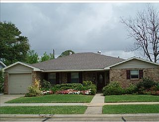 1st image of 617 Fairlawn Dr