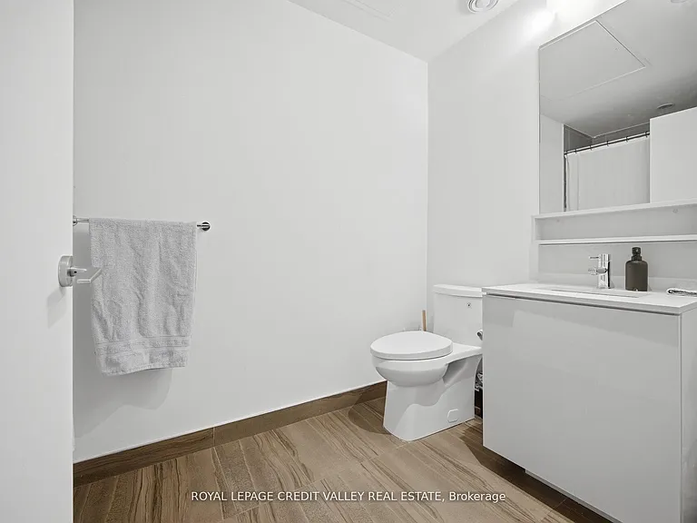 5 Buttermill Ave #1511 — Photo 23