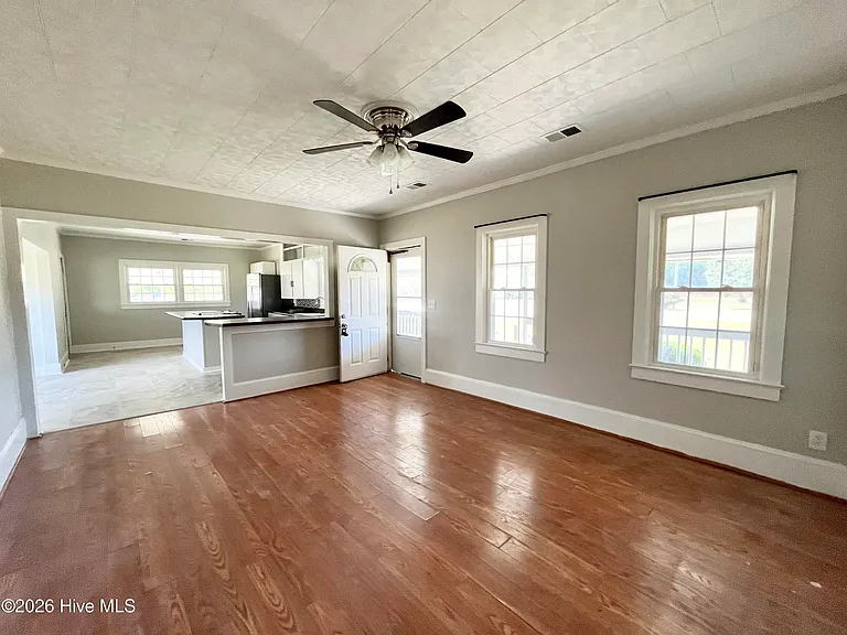 784 S Sandy Hook Rd — Photo 7