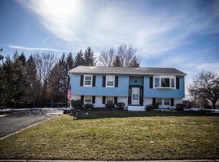 37 Capital Dr, Washingtonville, NY