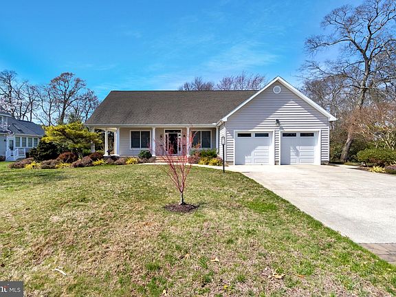 2nd image of 58 Glade Cir E