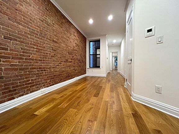 5th image of 149 E 81st St #2F