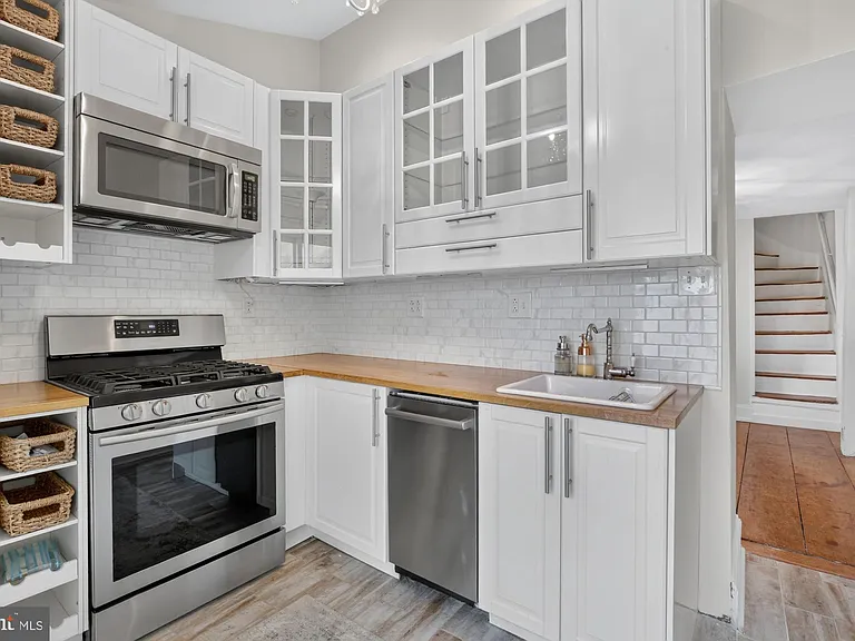 130 Elfreths Aly — Photo 11