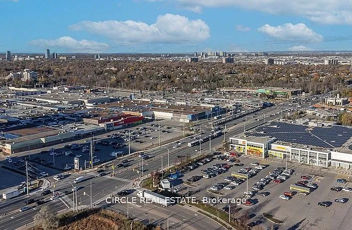 Stella Condos — Photo 4