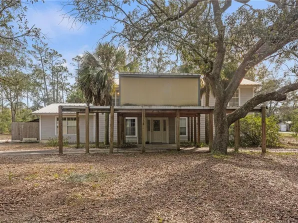 30758 Pine St, Perdido Beach, AL 36530