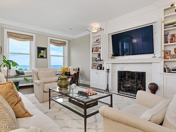4th image of 3500 N Lake Shore Dr APT 11D