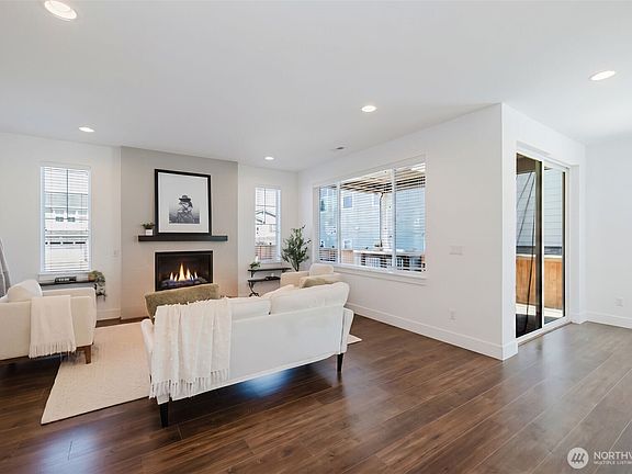 3rd image of 23621 SE 269th Court