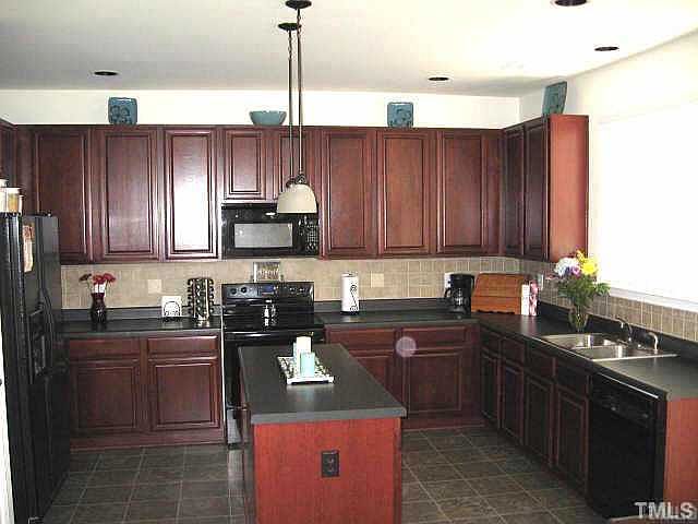 2nd image of 724 Delta Downs Dr