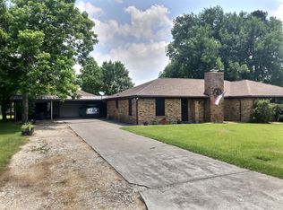 2011 Avenue E, Danbury, TX 77534
