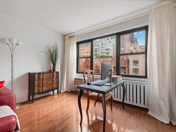 408 West 57th Street image 7 of 13