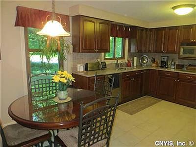 4th image of 8727 Walden Ln