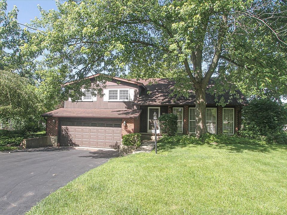 1st image of 110 Hilltop Dr