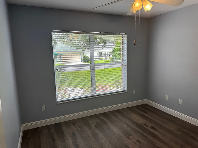 509 Loma Paseo Dr — Photo 13