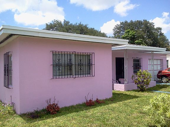 2nd image of 15800 E Bunche Park Dr