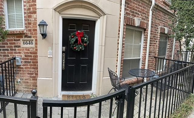Beautiful home with a nice patio.