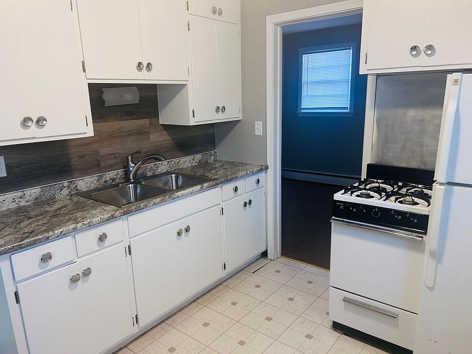 1st image of 183 Annapolis St W APT 7