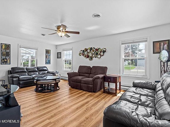5th image of 18 Banbury Avenue