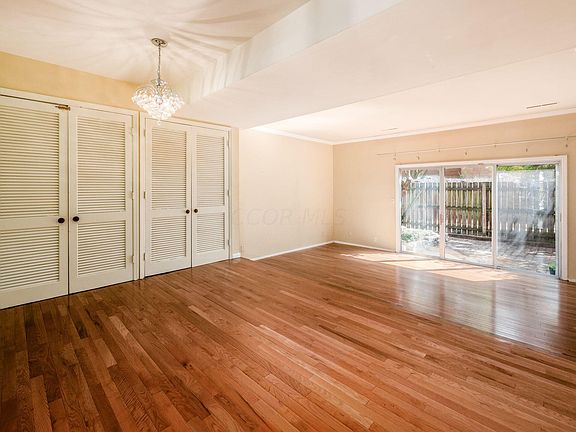 3rd image of 2808 Chateau Cir #72