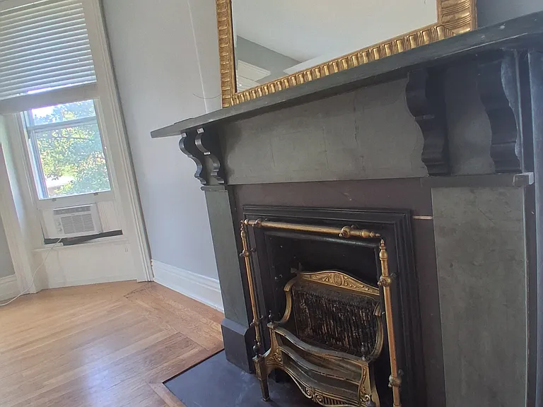 1501 Hepburn Ave #4 — Photo 5