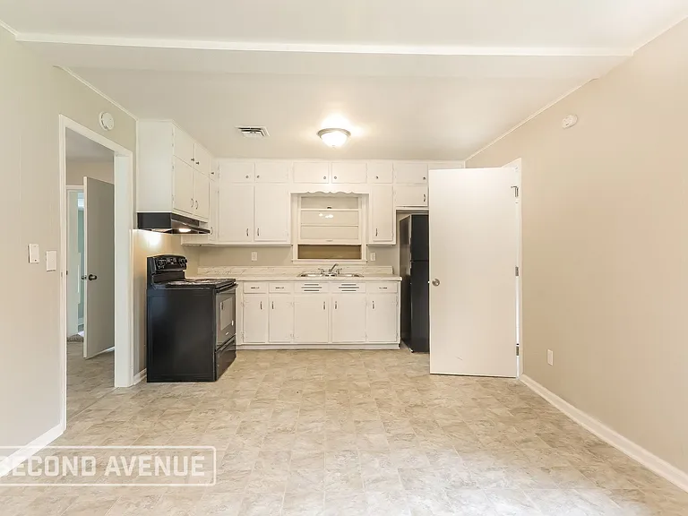 241 Lake Drive Cir NE — Photo 6
