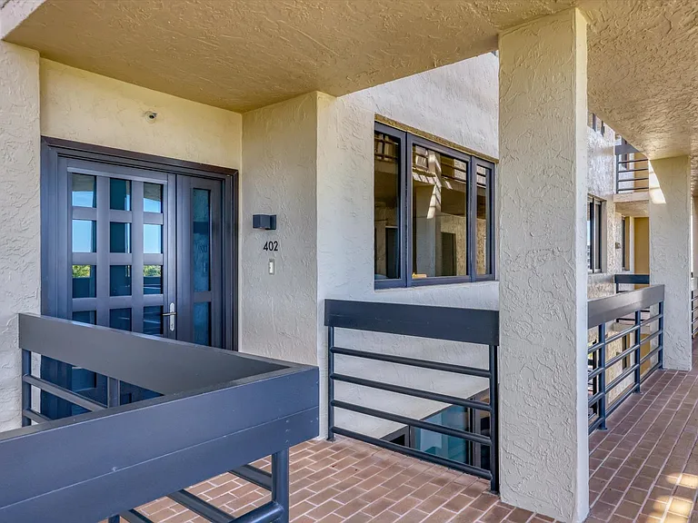 Entrance to unit 402