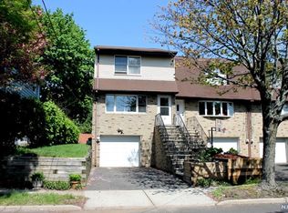 14 Grove St, Rutherford, NJ 07070